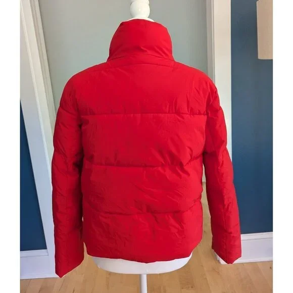 Tommy Hilfiger Tommy Jeans Cropped Women's Red Puffer Jacket Size M - Picture 3 of 15